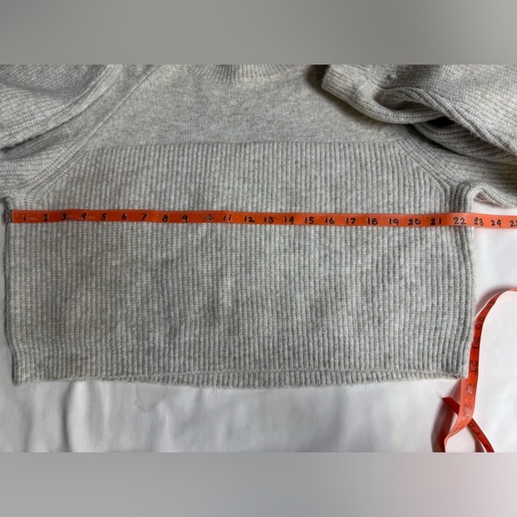 TOPSHOP Cream mixed stitch balloon sleeve crop sweater size S - Picture 13 of 14